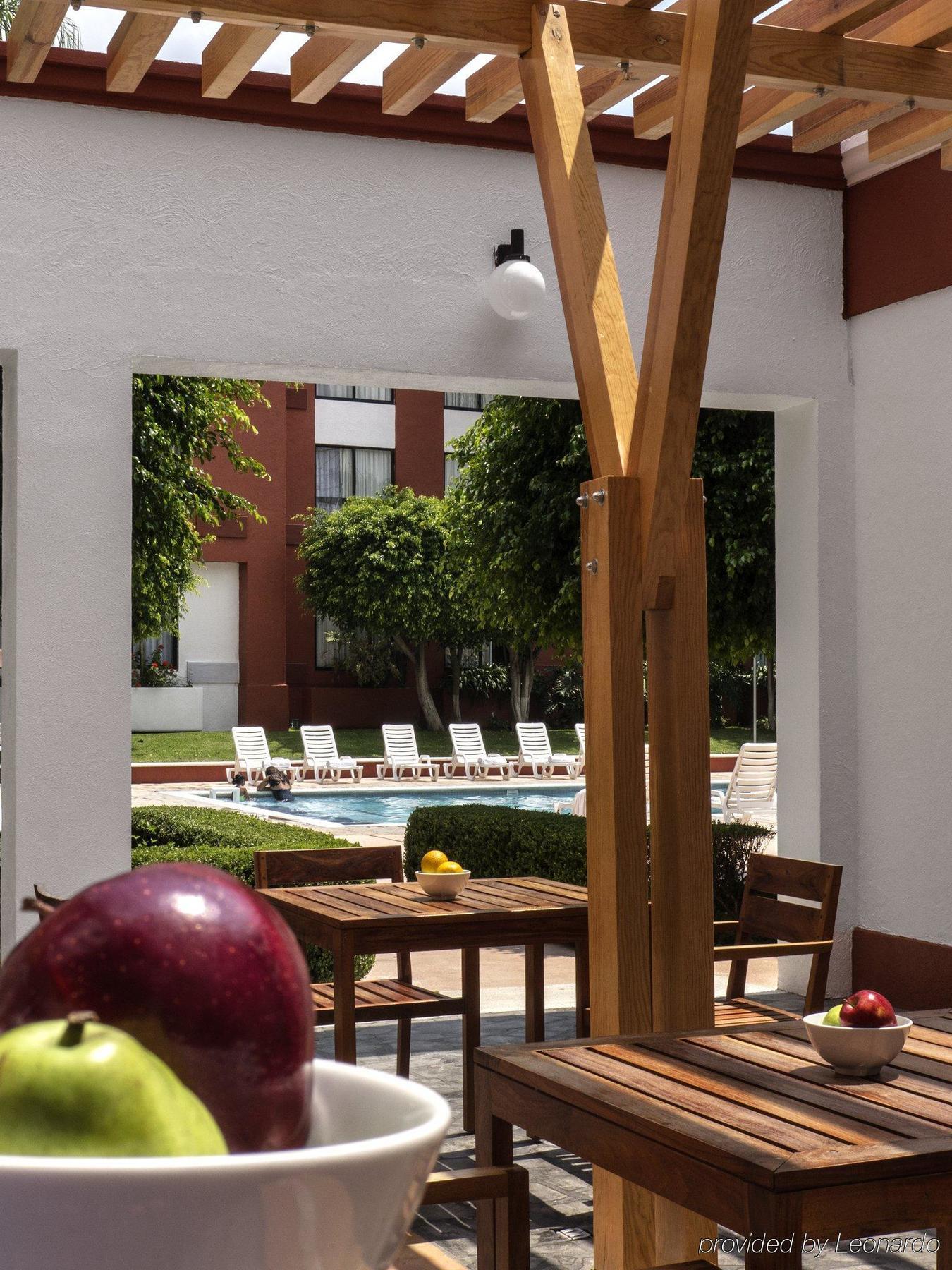Fiesta Inn Leon Restaurant photo