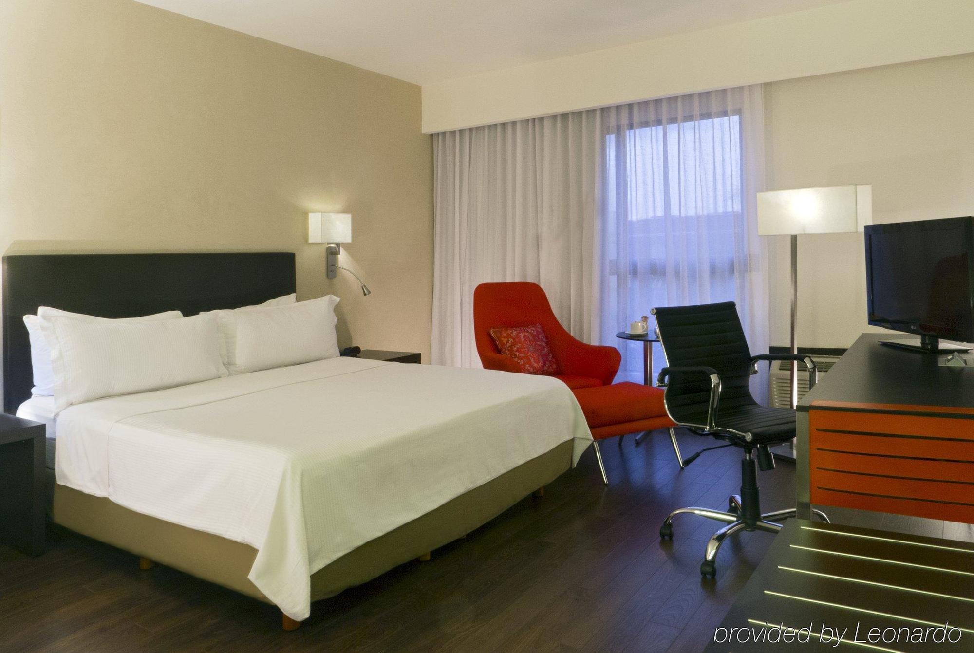 Fiesta Inn Leon Room photo