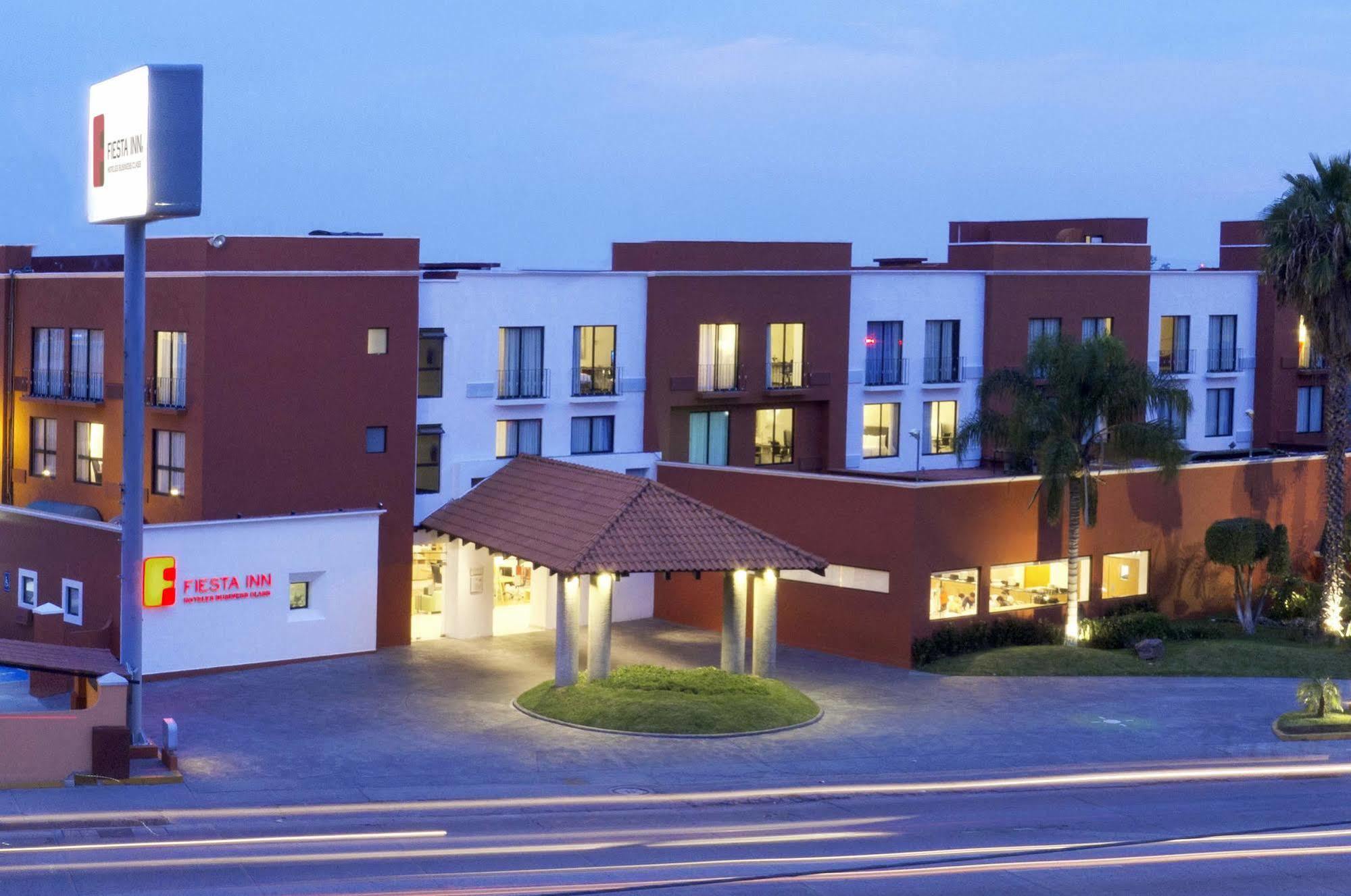 Fiesta Inn Leon Exterior photo